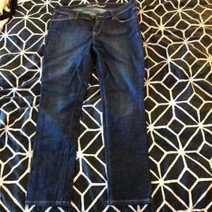 Sweetheart stretch jeans